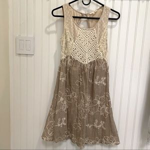Prairie / Cottage - style open back dress
